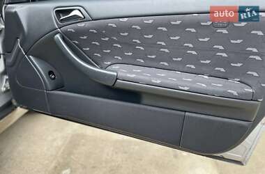 Купе Mercedes-Benz C-Class 2003 в 