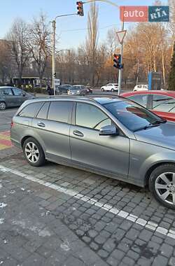 Універсал Mercedes-Benz C-Class 2010 в Львові