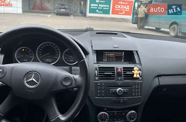 Универсал Mercedes-Benz C-Class 2008 в 