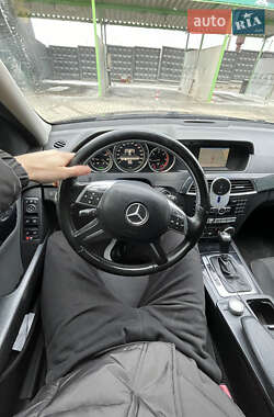 Універсал Mercedes-Benz C-Class 2013 в 