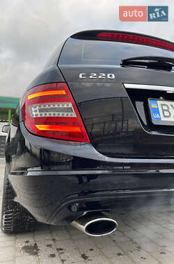 Універсал Mercedes-Benz C-Class 2013 в 