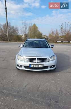 Універсал Mercedes-Benz C-Class 2008 в 