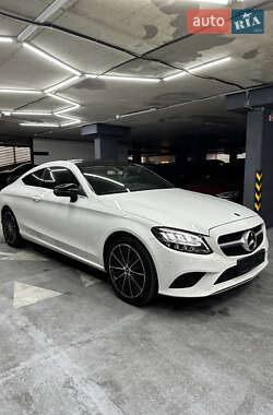 Купе Mercedes-Benz C-Class 2018 в 