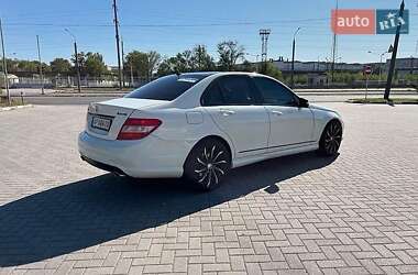 Седан Mercedes-Benz C-Class 2011 в 