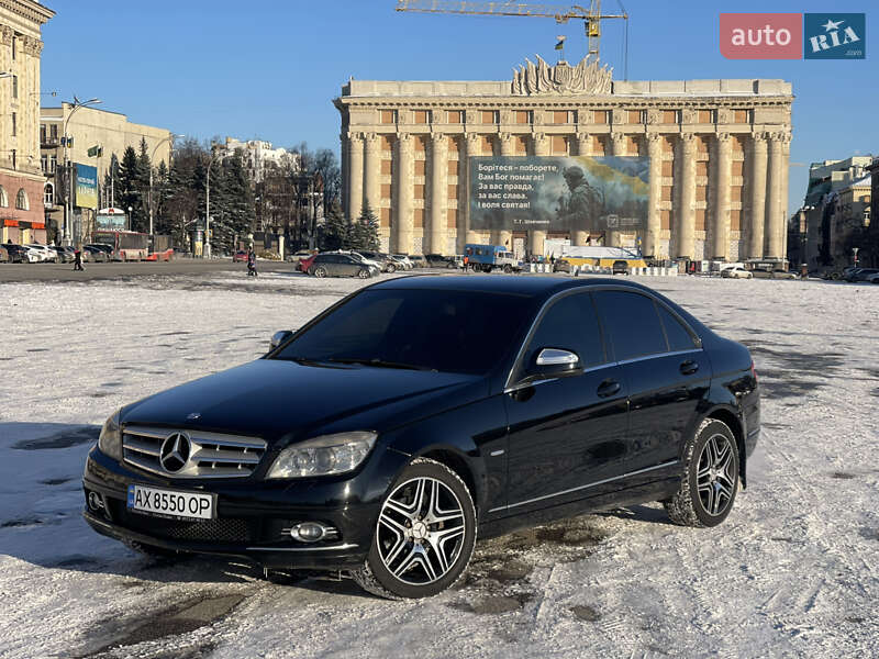 Седан Mercedes-Benz C-Class 2008 в Харькове