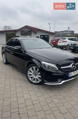 Седан Mercedes-Benz C-Class 2015 в Львове