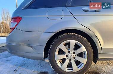 Універсал Mercedes-Benz C-Class 2008 в 