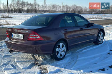 Седан Mercedes-Benz C-Class 2006 в Киеве