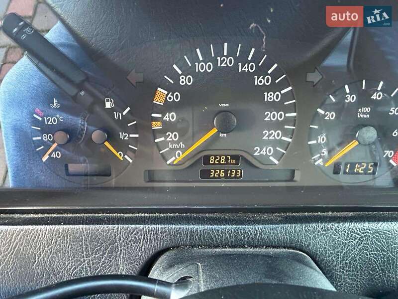 Седан Mercedes-Benz C-Class 1999 в Львове