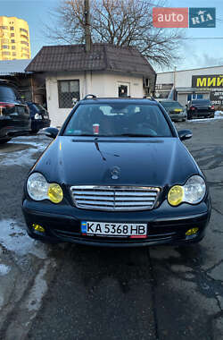 Универсал Mercedes-Benz C-Class 2004 в Киеве