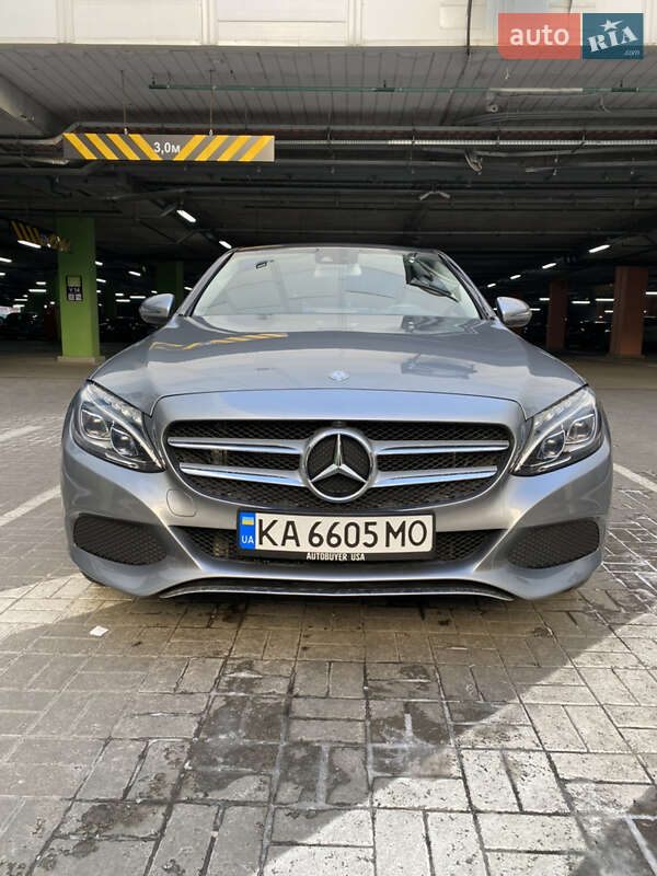Седан Mercedes-Benz C-Class 2015 в 