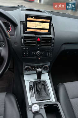 Універсал Mercedes-Benz C-Class 2008 в 