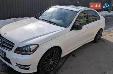 Седан Mercedes-Benz C-Class 2013 в Киеве