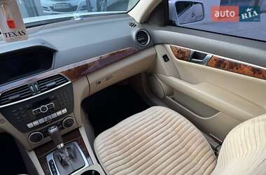 Седан Mercedes-Benz C-Class 2013 в 