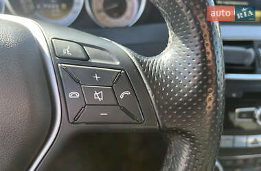 Седан Mercedes-Benz C-Class 2012 в 