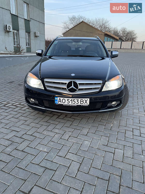 Mercedes-Benz C-Class 2008