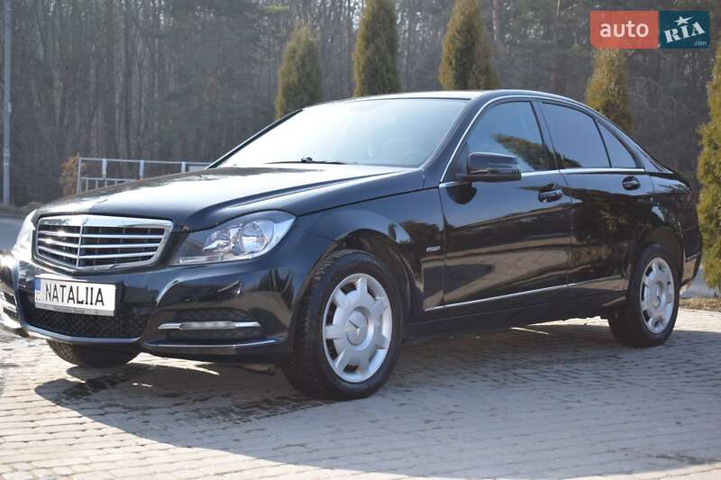 Седан Mercedes-Benz C-Class 2011 в Бучаче фото 15 Седан Mercedes-Benz C-Class 2011 в Бучаче