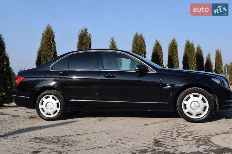 Седан Mercedes-Benz C-Class 2011 в Бучаче фото 23 Седан Mercedes-Benz C-Class 2011 в Бучаче