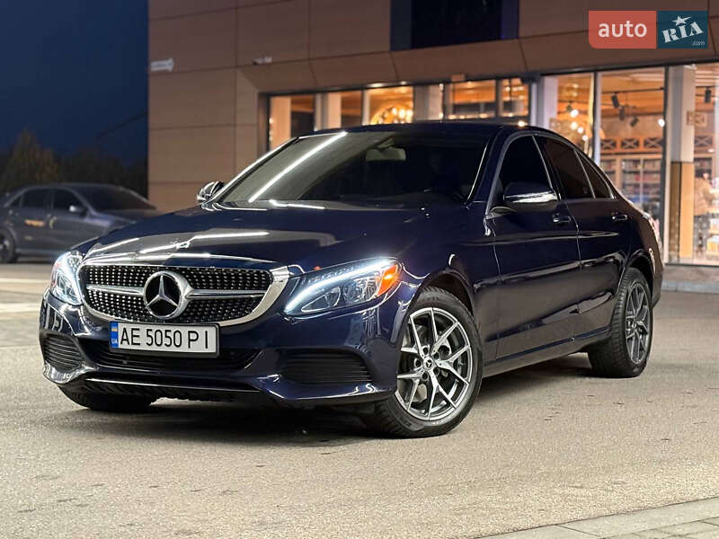 Седан Mercedes-Benz C-Class 2015 в Дніпрі