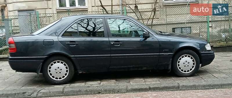 Седан Mercedes-Benz C-Class 1996 в Львове фото 4 Седан Mercedes-Benz C-Class 1996 в Львове