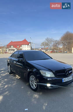 Седан Mercedes-Benz C-Class 2007 в Ужгороде