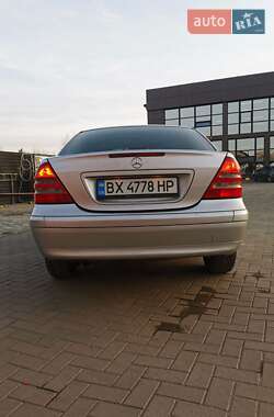 Седан Mercedes-Benz C-Class 2000 в 