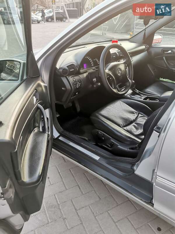 Седан Mercedes-Benz C-Class 2000 в Шепетовке
