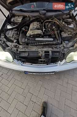 Седан Mercedes-Benz C-Class 2000 в 