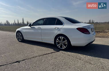 Седан Mercedes-Benz C-Class 2017 в 