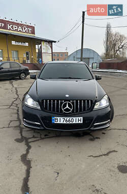 Седан Mercedes-Benz C-Class 2011 в Полтаві