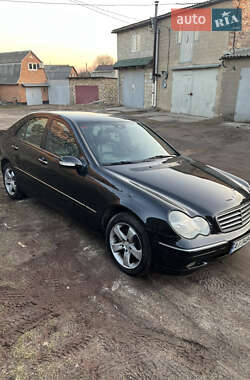 Седан Mercedes-Benz C-Class 2000 в 