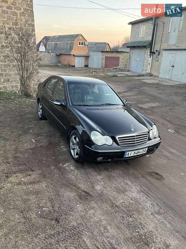 Седан Mercedes-Benz C-Class 2000 в 