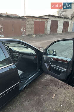 Седан Mercedes-Benz C-Class 2000 в 