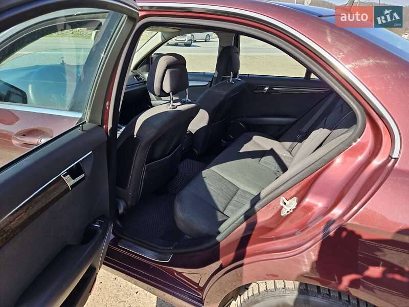 Седан Mercedes-Benz C-Class 2008 в Ужгороде фото 9 Седан Mercedes-Benz C-Class 2008 в Ужгороде