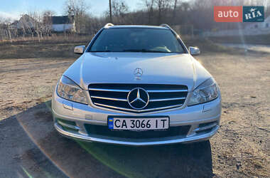 Универсал Mercedes-Benz C-Class 2010 в 