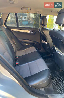Универсал Mercedes-Benz C-Class 2010 в 