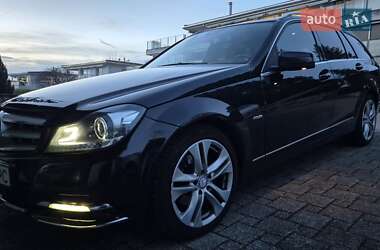 Универсал Mercedes-Benz C-Class 2011 в 