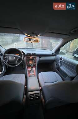 Седан Mercedes-Benz C-Class 2001 в 