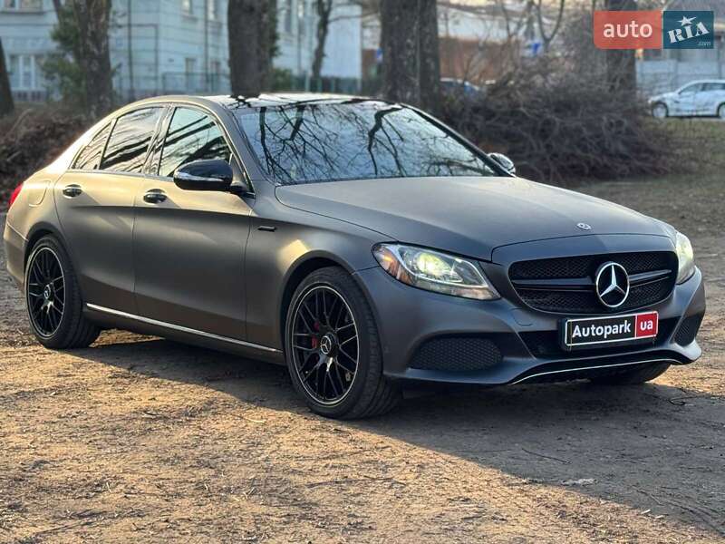 Седан Mercedes-Benz C-Class 2015 в Киеве