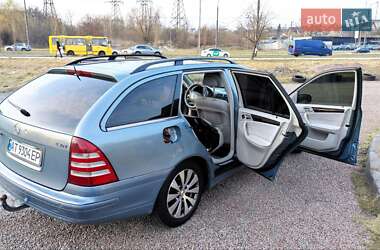 Універсал Mercedes-Benz C-Class 2004 в Львові