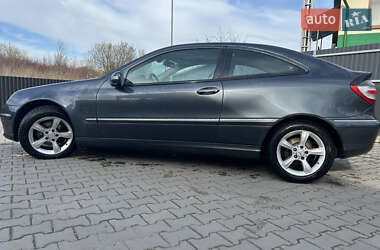 Купе Mercedes-Benz C-Class 2004 в Львове