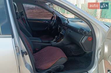 Седан Mercedes-Benz C-Class 2002 в 