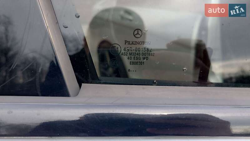 Седан Mercedes-Benz C-Class 2010 в Харкові