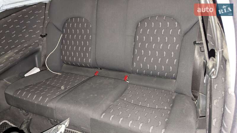 Купе Mercedes-Benz C-Class 2003 в Чернівцях
