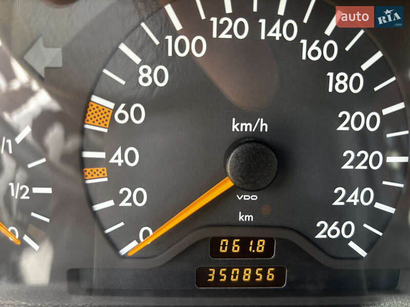 Седан Mercedes-Benz C-Class 1996 в Вижнице фото 4 Седан Mercedes-Benz C-Class 1996 в Вижнице