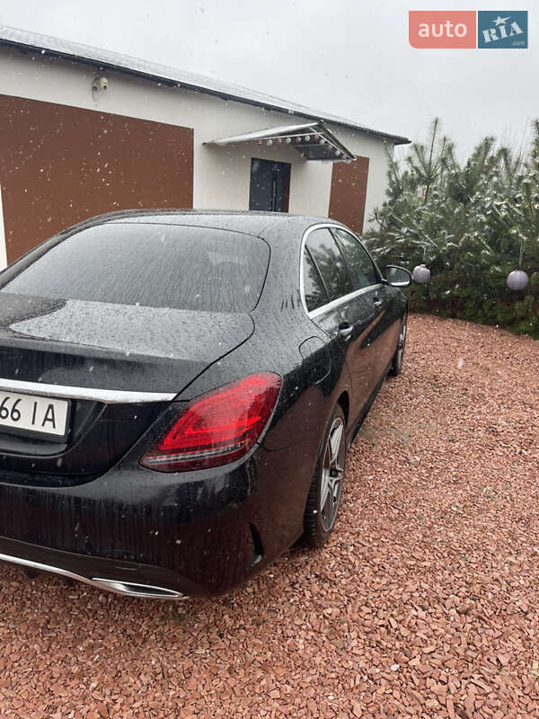 Седан Mercedes-Benz C-Class 2019 в Мостиске