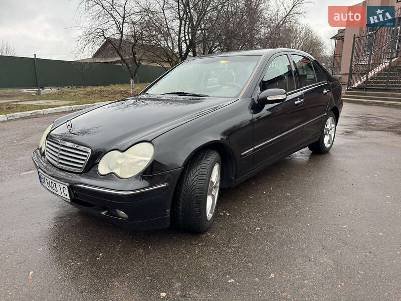 Седан Mercedes-Benz C-Class 2003 в 