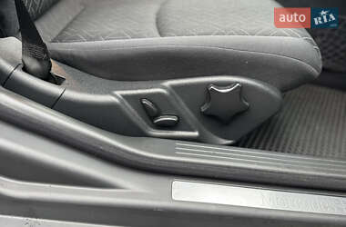 Седан Mercedes-Benz C-Class 2003 в 