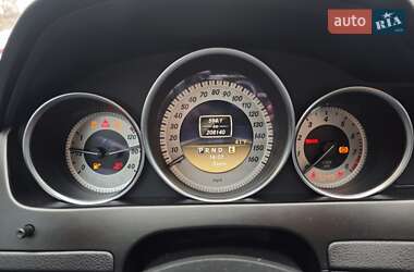 Седан Mercedes-Benz C-Class 2011 в 