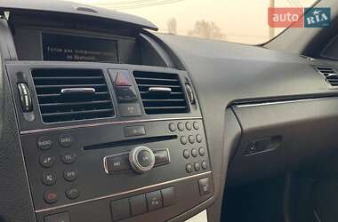 Седан Mercedes-Benz C-Class 2007 в 